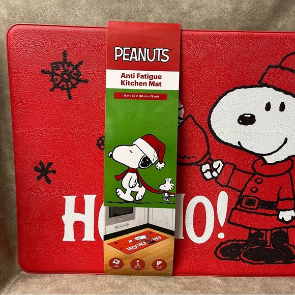 PEANUTS SNOOPY HO! HO! HO! CHRISTMAS RED Anti-Fatigue Kitchen MAT 18x30 New - Picture 3 of 6